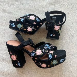 Super Cute Topshop Floral Embroidered Block Heels